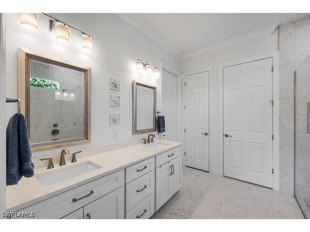 9259 Fieldstone Lane Naples FL 34120 226025744 image20