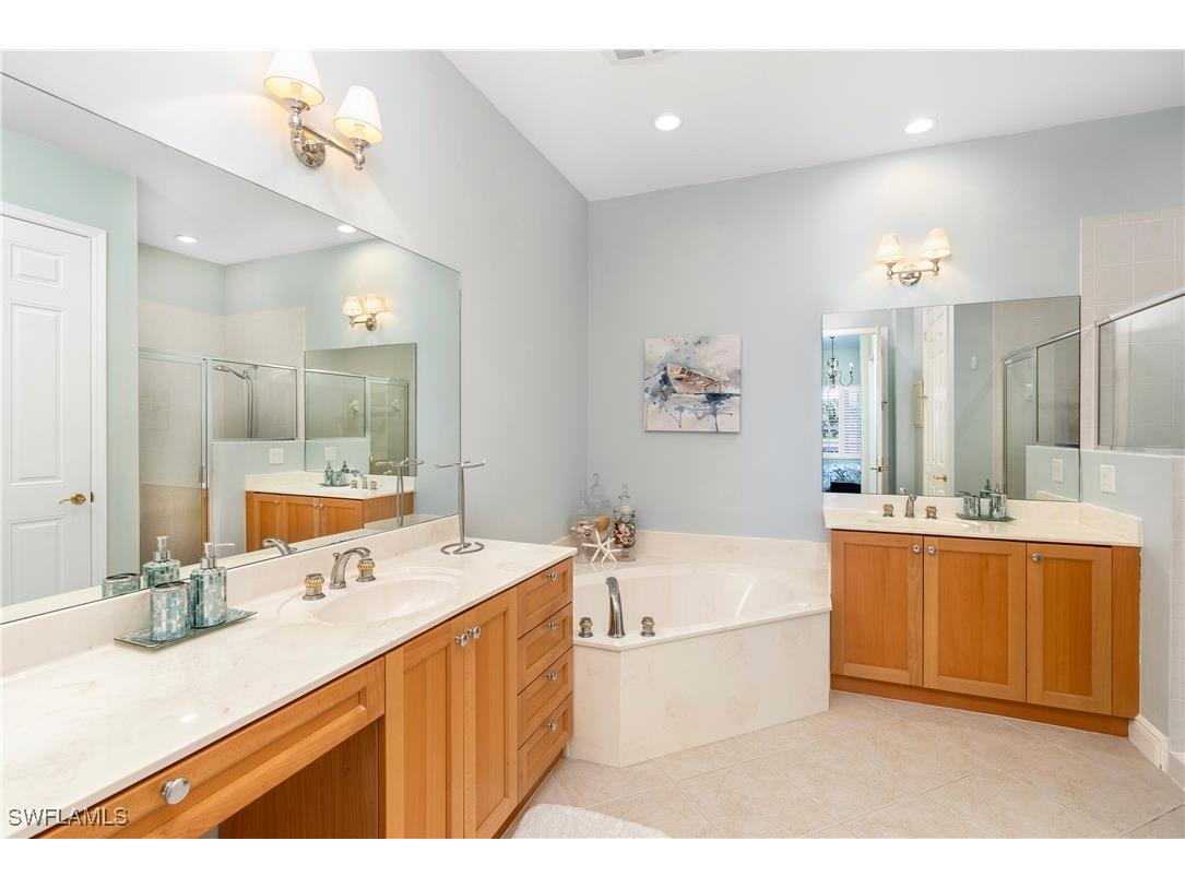 9259 Museo Circle #102 Naples FL 34114 226002437 image16