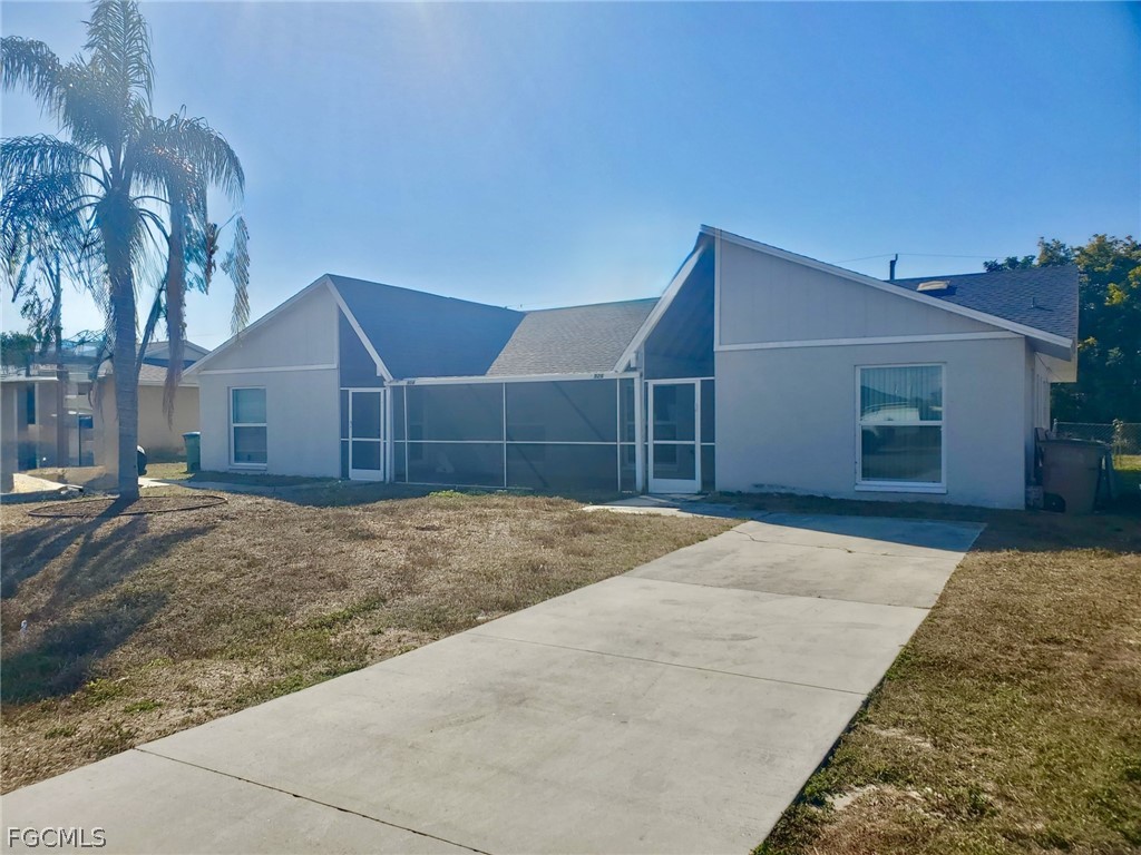 924-926 Andalusia Boulevard Cape Coral FL 33909 2026011620 image1