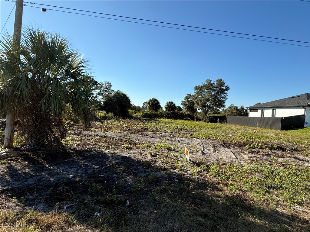 926 Bell Boulevard S Lehigh Acres FL 33974 2025026216 image2