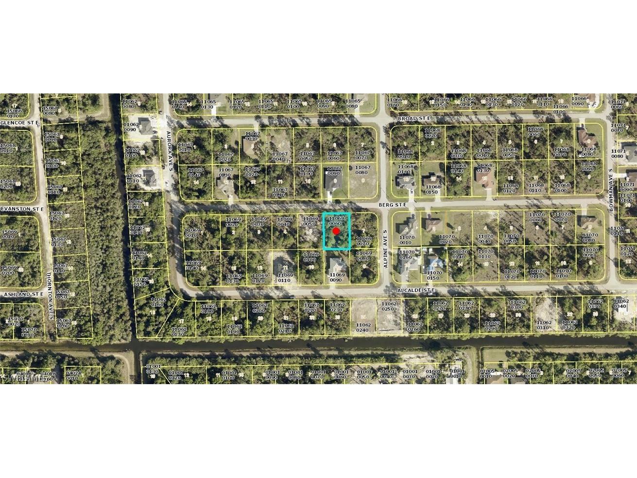 926 Berg Street E Lehigh Acres FL 33974 224060103 image1