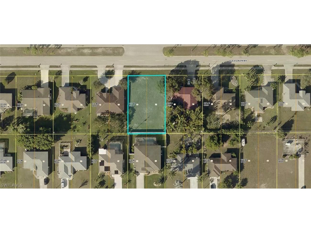 926 Gleason Parkway Cape Coral FL 33914 223061758 image1