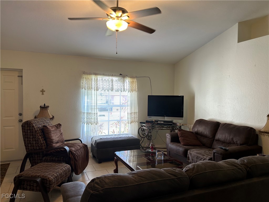 926 Plantation Road Lehigh Acres FL 33974 2025000597 image2