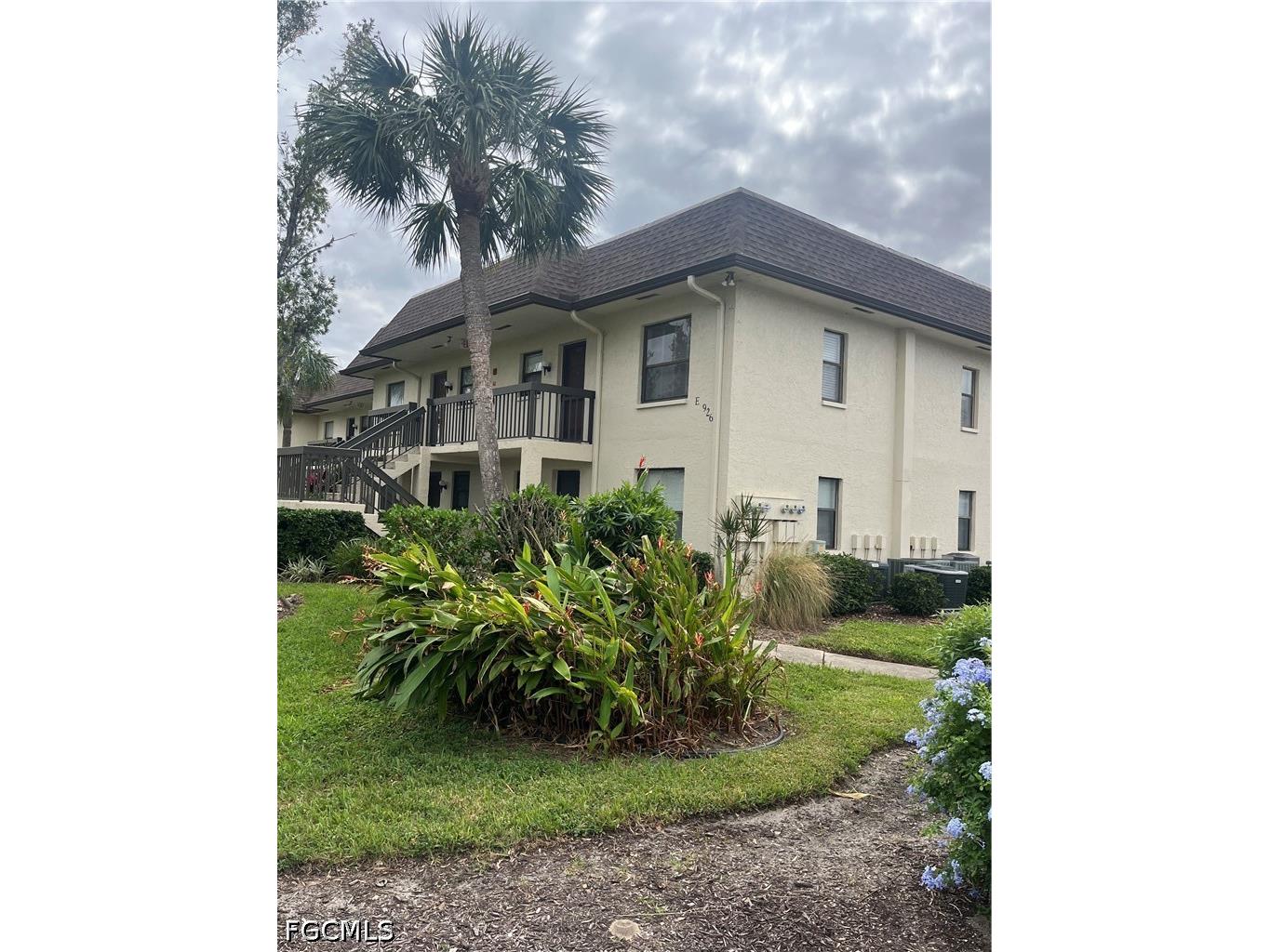 9261 Central Park Drive #206 Fort Myers FL 33919 2026019985 image1