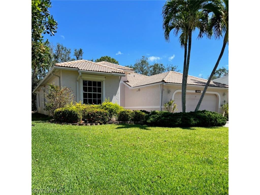 9261 Lanthorn Way Estero FL 33928 223036046 image1