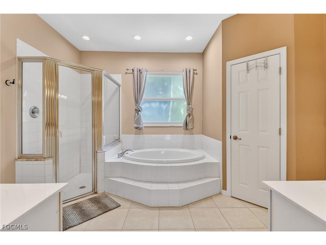 9261 Pittsburgh Boulevard Fort Myers FL 33967 2026006688 image16