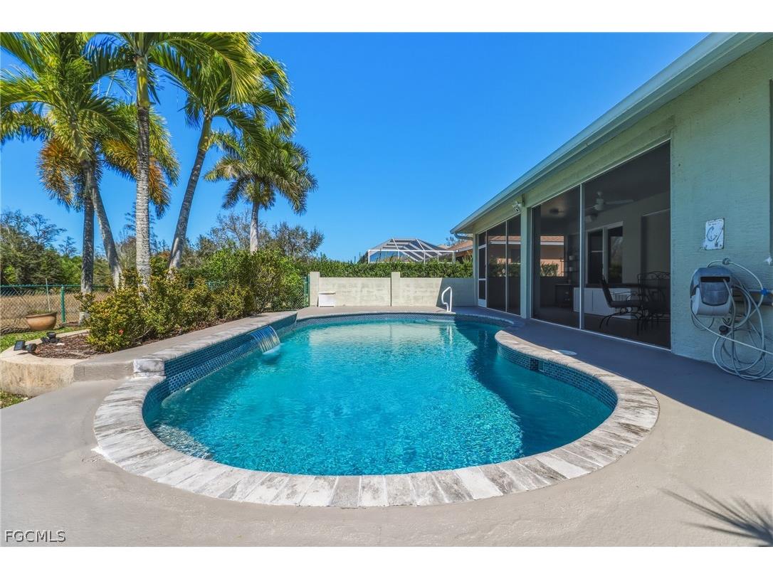 9261 Pittsburgh Boulevard Fort Myers FL 33967 2026006688 image26
