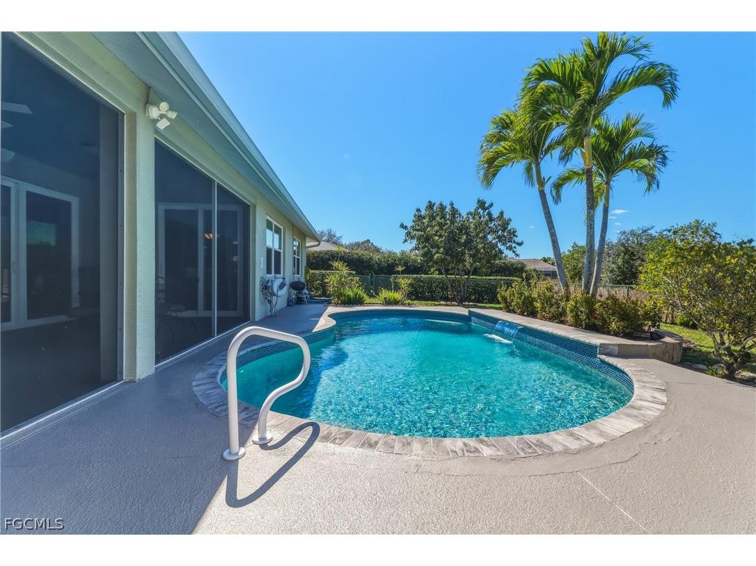 9261 Pittsburgh Boulevard Fort Myers FL 33967 2026006688 image29