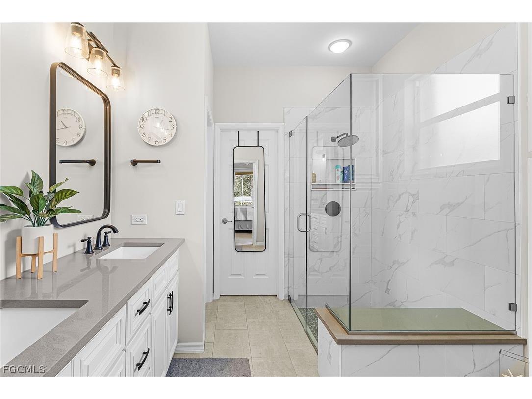 9262 Palm Island Circle North Fort Myers FL 33903 2026011162 image14