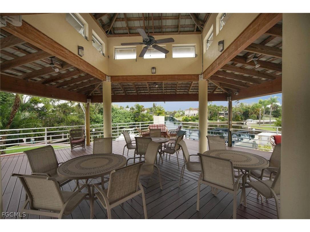 9262 Palm Island Circle North Fort Myers FL 33903 2026011162 image37