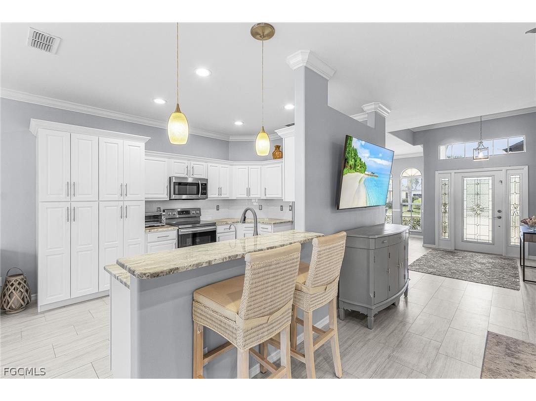 9262 Palm Island Circle North Fort Myers FL 33903 2026011162 image8