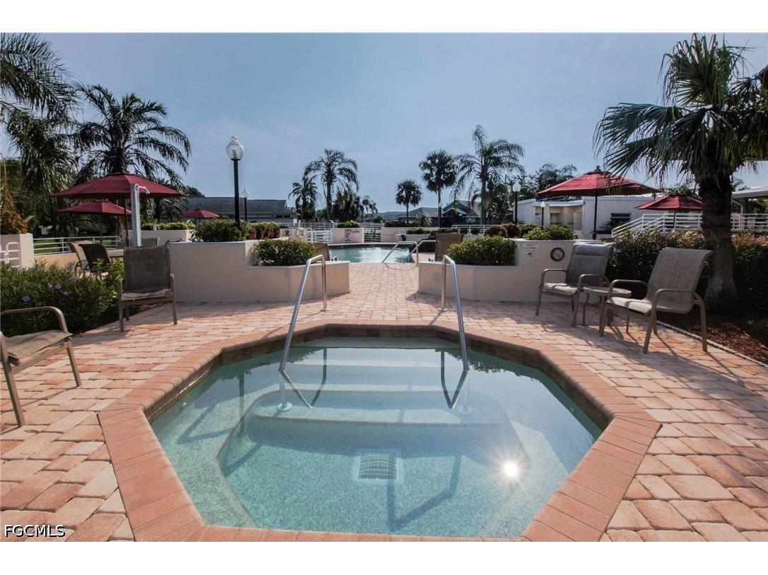 9262 Palm Island Circle North Fort Myers FL 33903 2026029032 image34