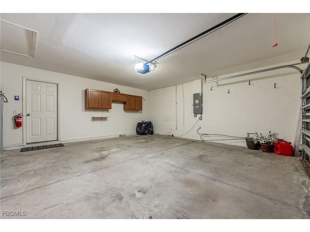 9263 Aegean Circle Lehigh Acres FL 33936 2025015695 image22