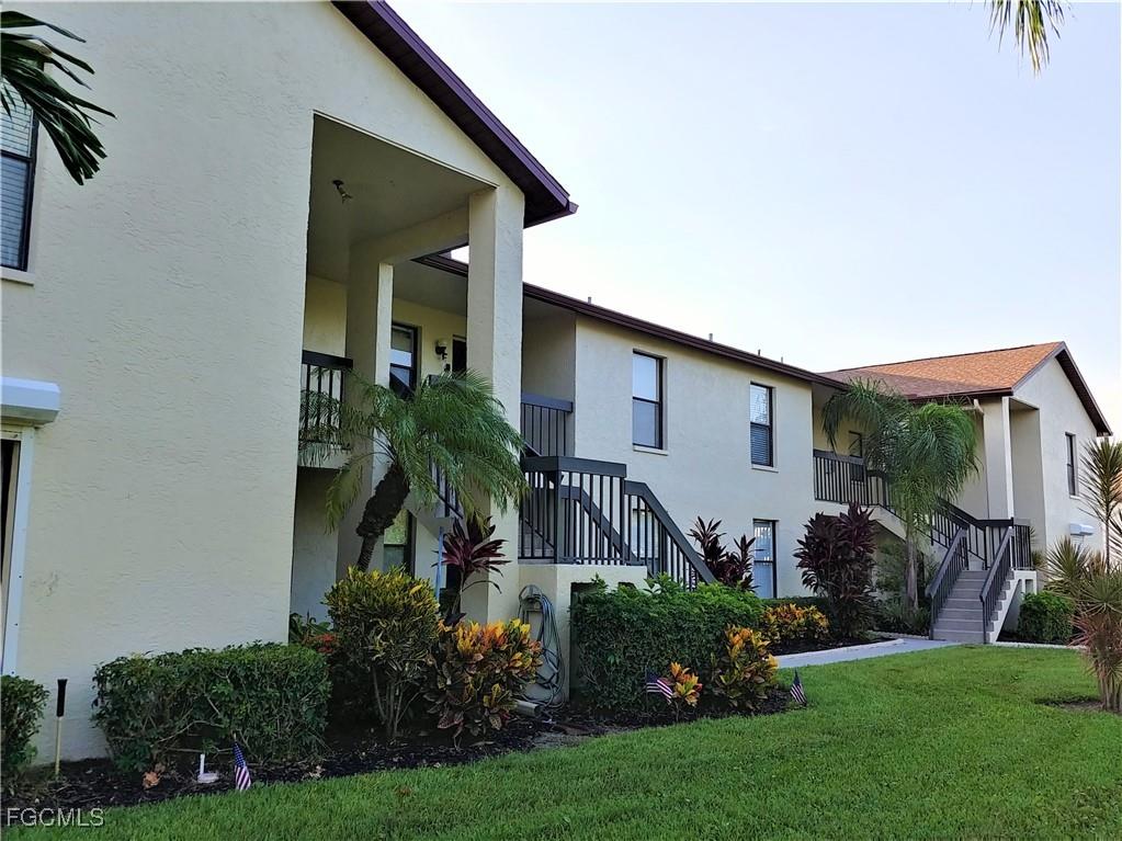 9265 Lake Park Drive #101 Fort Myers FL 33919 2025020433 image2