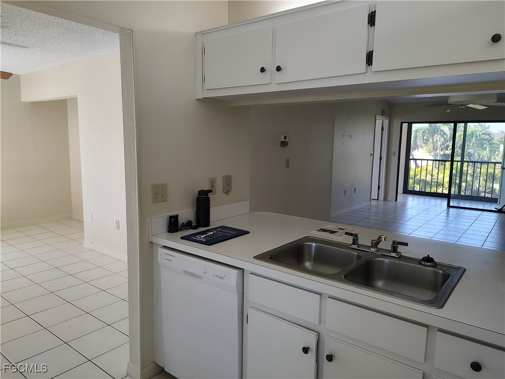 9265 Lake Park Drive #101 Fort Myers FL 33919 2025020433 image9