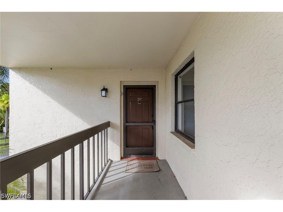 9265 Lake Park Drive #201 Fort Myers FL 33919 226022317 image15