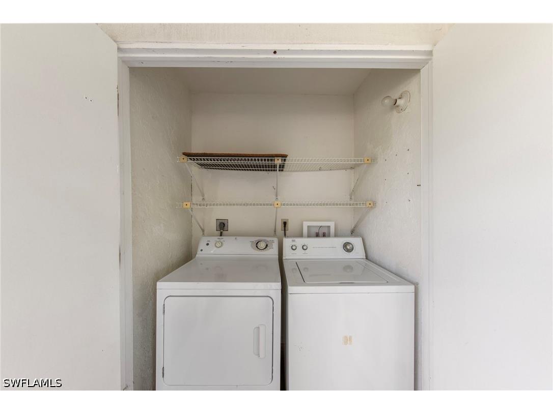 9265 Lake Park Drive #201 Fort Myers FL 33919 226022317 image34