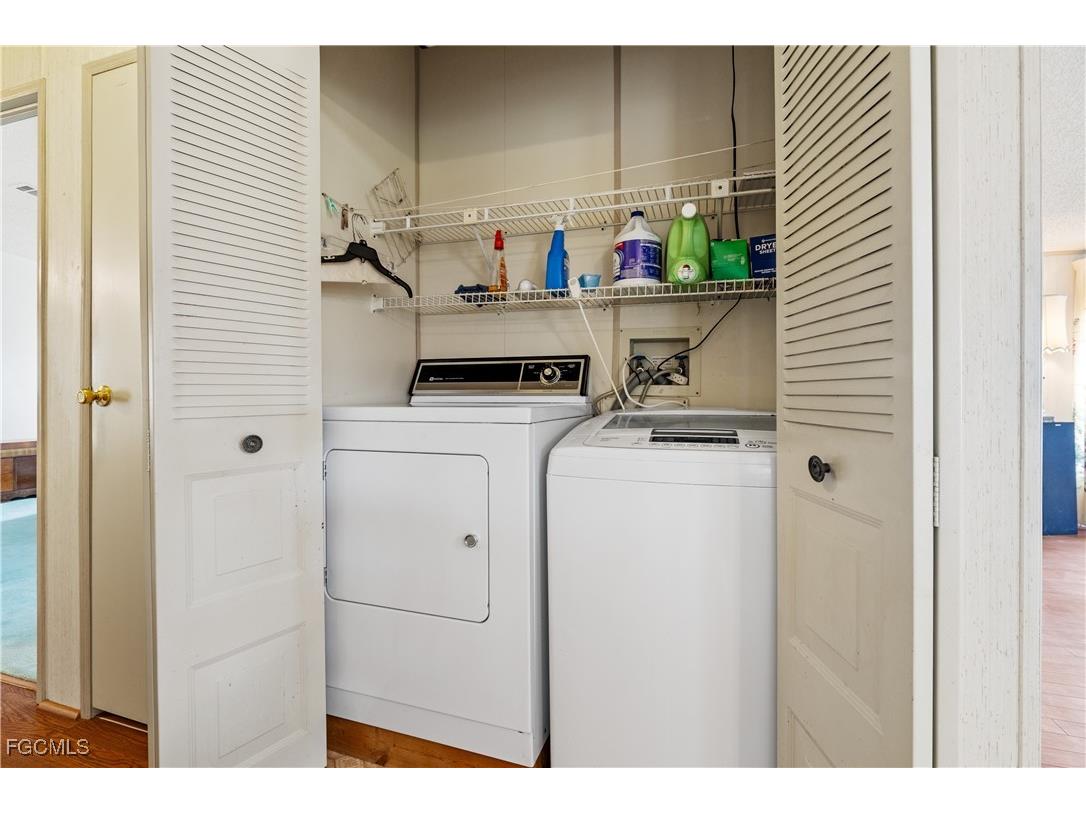 9266 Desoto Drive North Fort Myers FL 33903 2025010961 image14