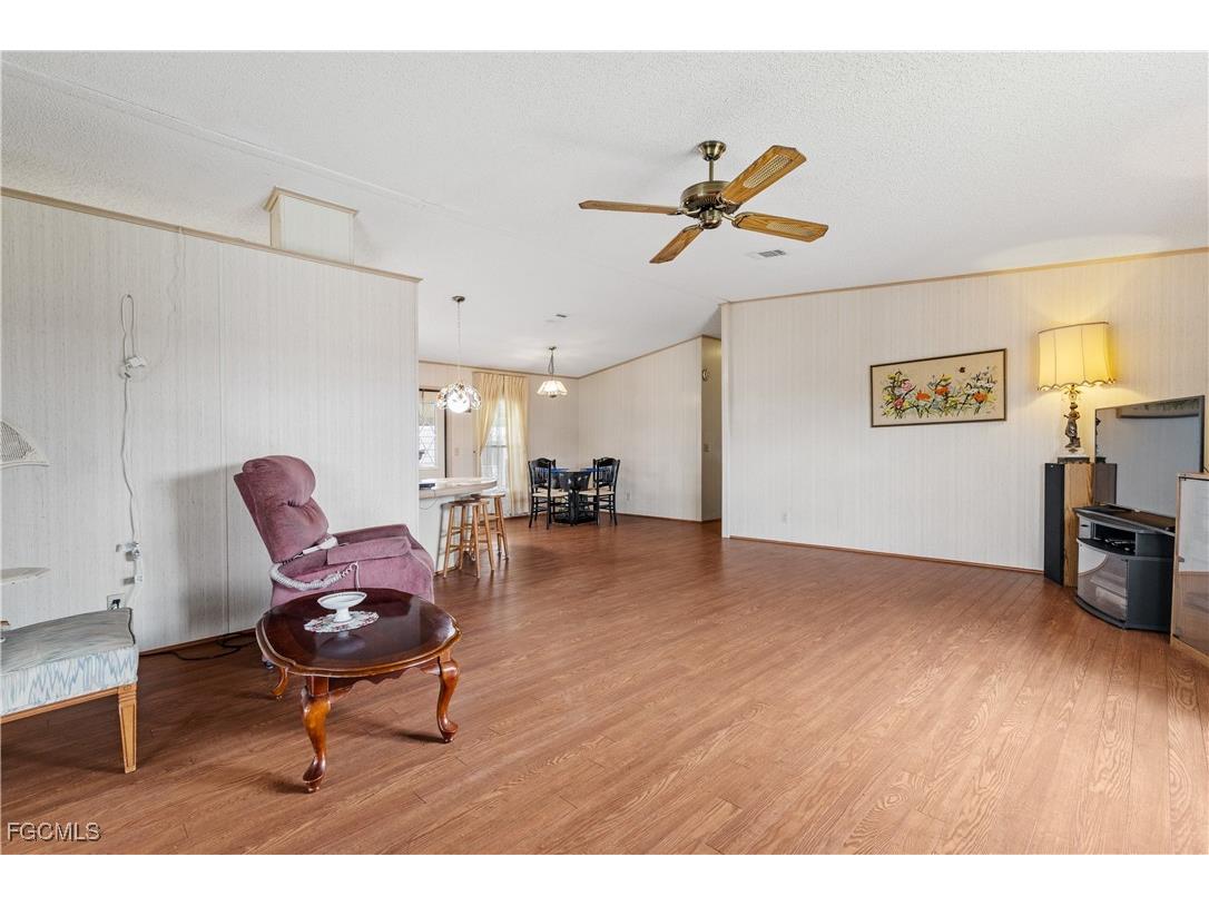 9266 Desoto Drive North Fort Myers FL 33903 2025010961 image6