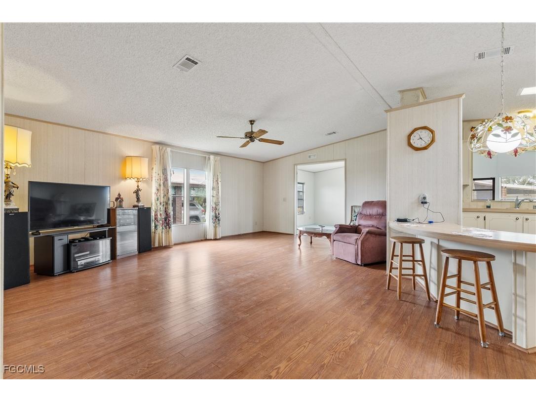 9266 Desoto Drive North Fort Myers FL 33903 2025010961 image8