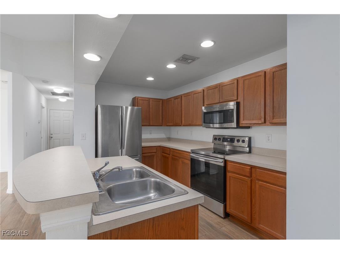 9268 Aegean Circle Lehigh Acres FL 33936 2025010076 image7