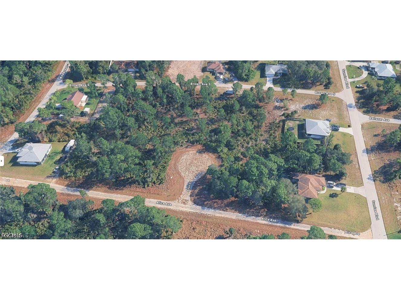 927 Alice Court Lehigh Acres FL 33974 2026024261 image2