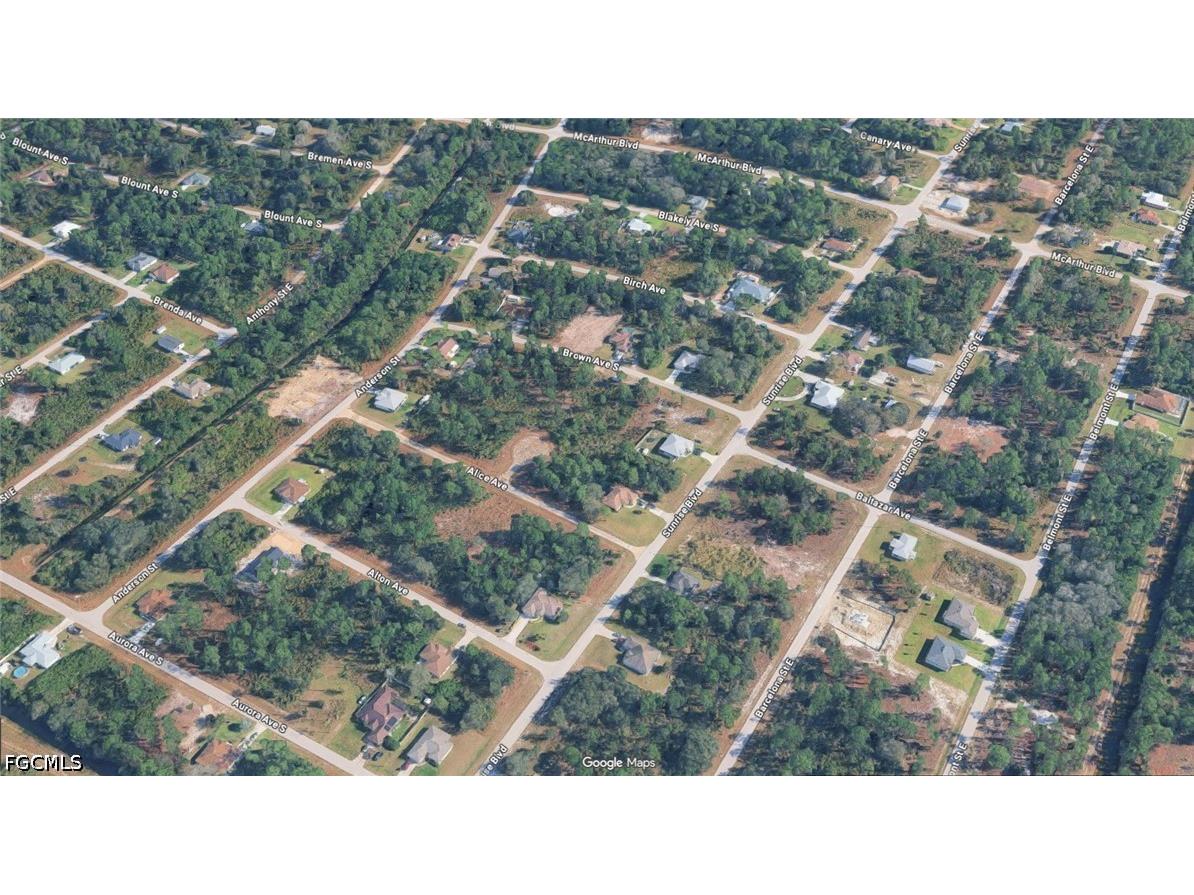 927 Alice Court Lehigh Acres FL 33974 2026024261 image4