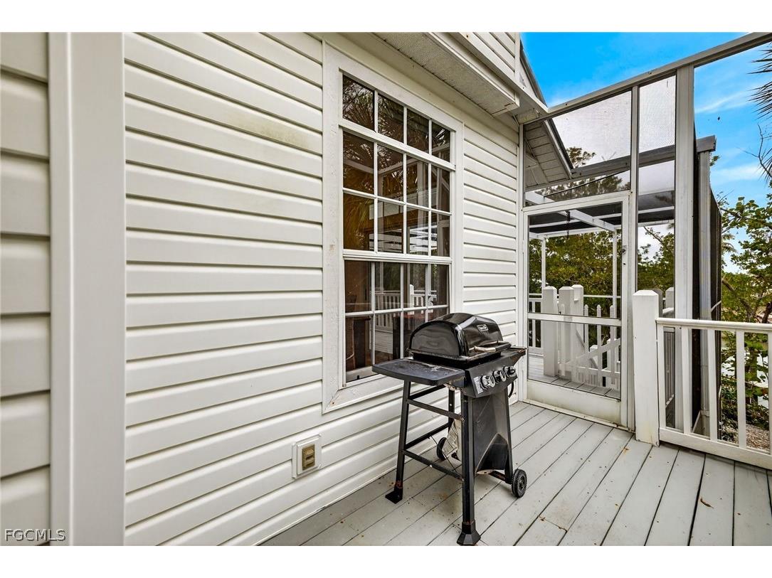 927 Almas Court Sanibel FL 33957 2026012254 image34