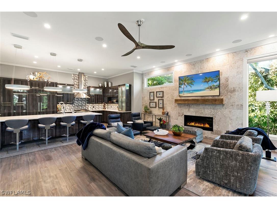 927 Barcarmil Way Naples FL 34110 226000128 image16