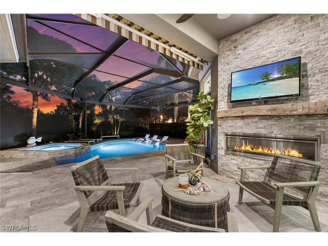 927 Barcarmil Way Naples FL 34110 226000128 image2