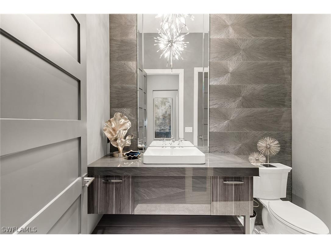 927 Barcarmil Way Naples FL 34110 226000128 image28