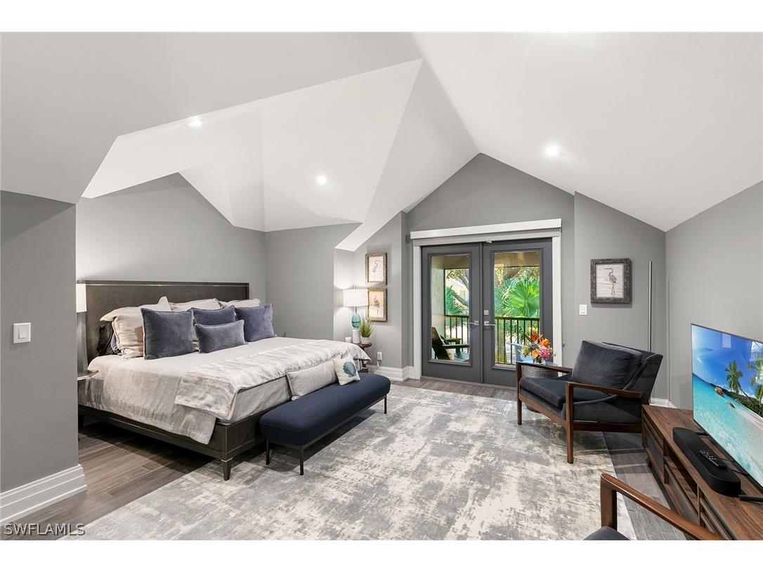 927 Barcarmil Way Naples FL 34110 226000128 image35