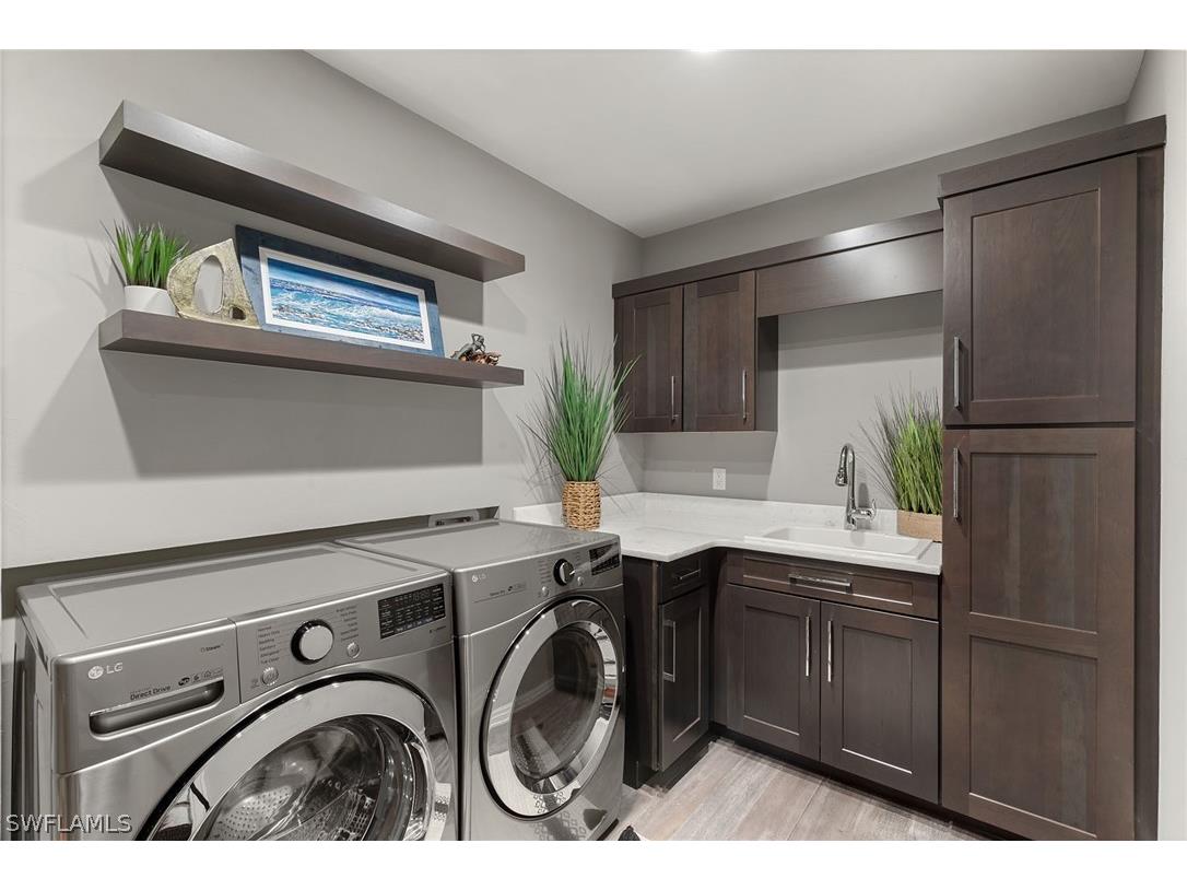 927 Barcarmil Way Naples FL 34110 226000128 image39