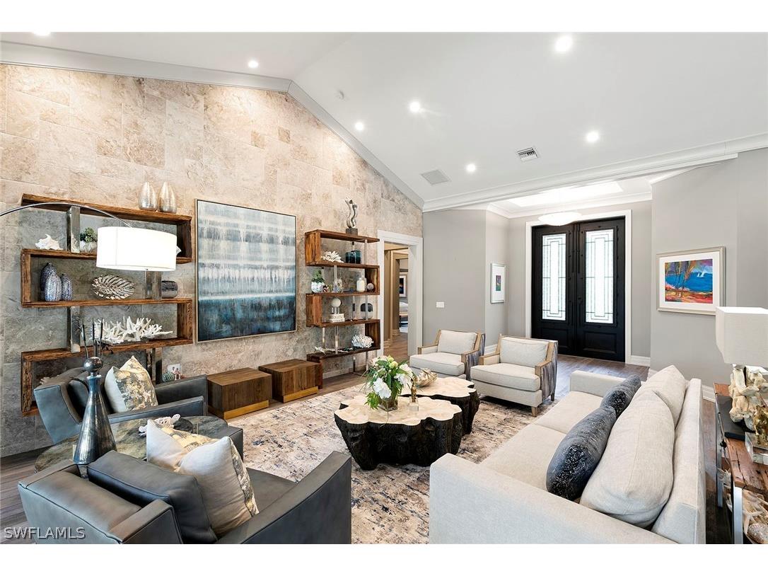 927 Barcarmil Way Naples FL 34110 226000128 image8