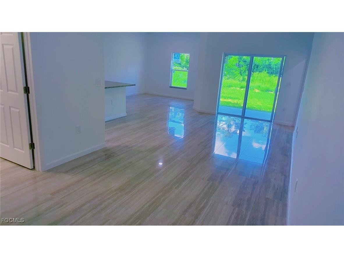 927 Bolivia Drive Lehigh Acres FL 33974 2025007432 image11