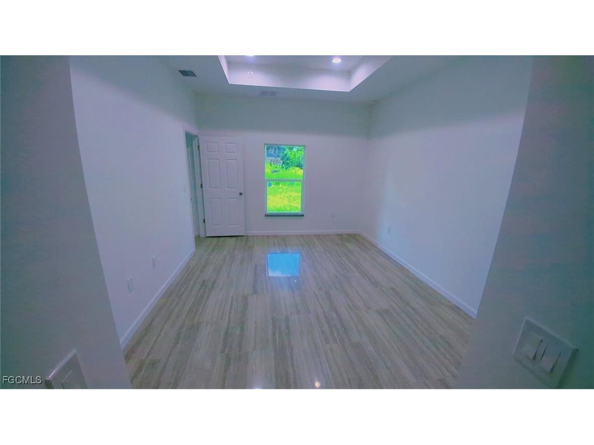 927 Bolivia Drive Lehigh Acres FL 33974 2025007432 image17