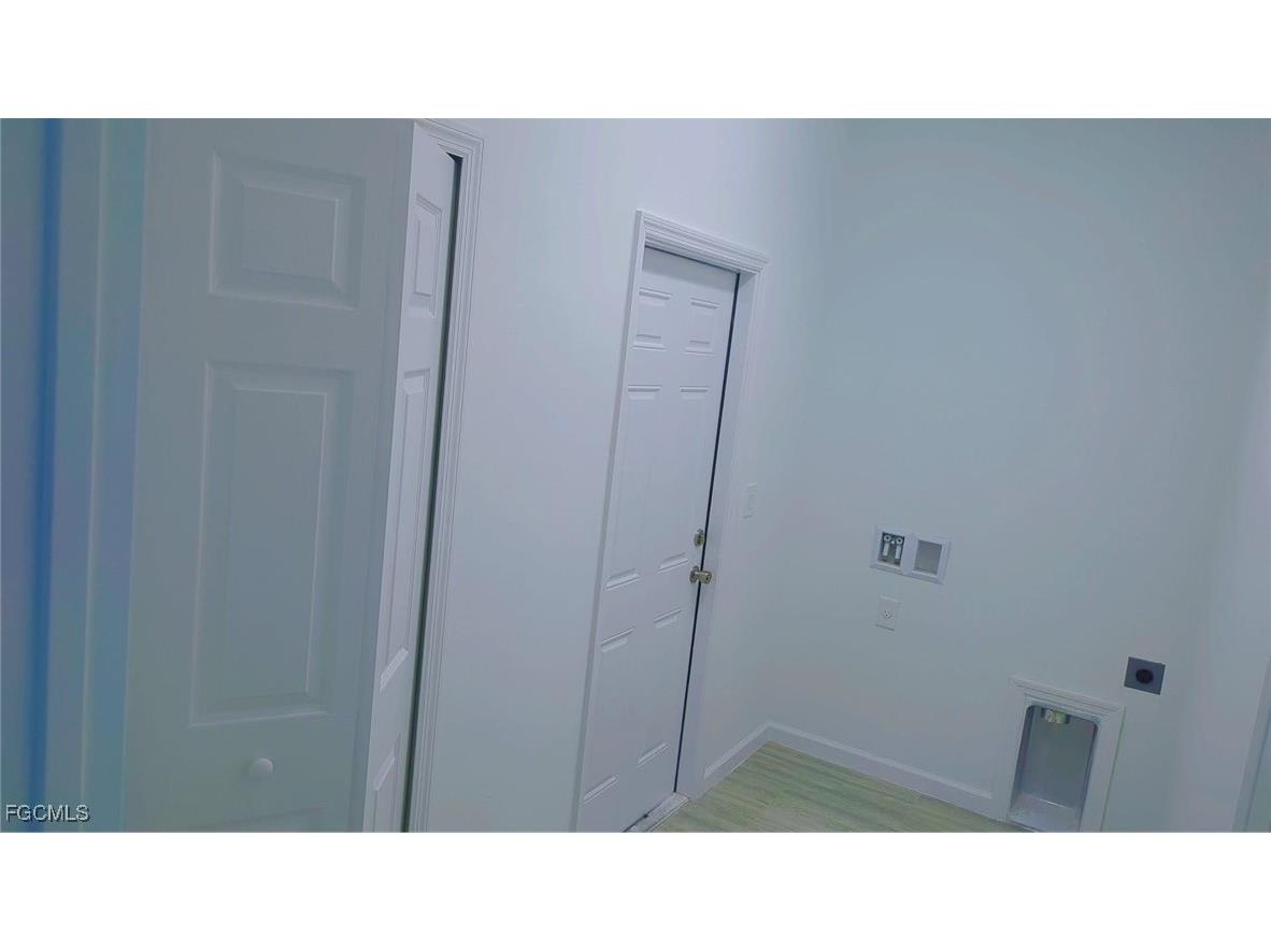 927 Bolivia Drive Lehigh Acres FL 33974 2025007432 image18