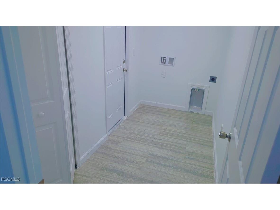 927 Bolivia Drive Lehigh Acres FL 33974 2025007432 image19