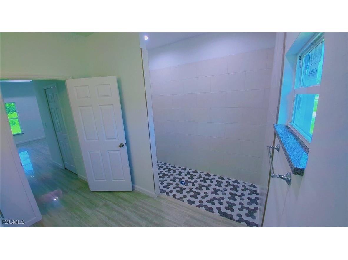 927 Bolivia Drive Lehigh Acres FL 33974 2025007432 image21