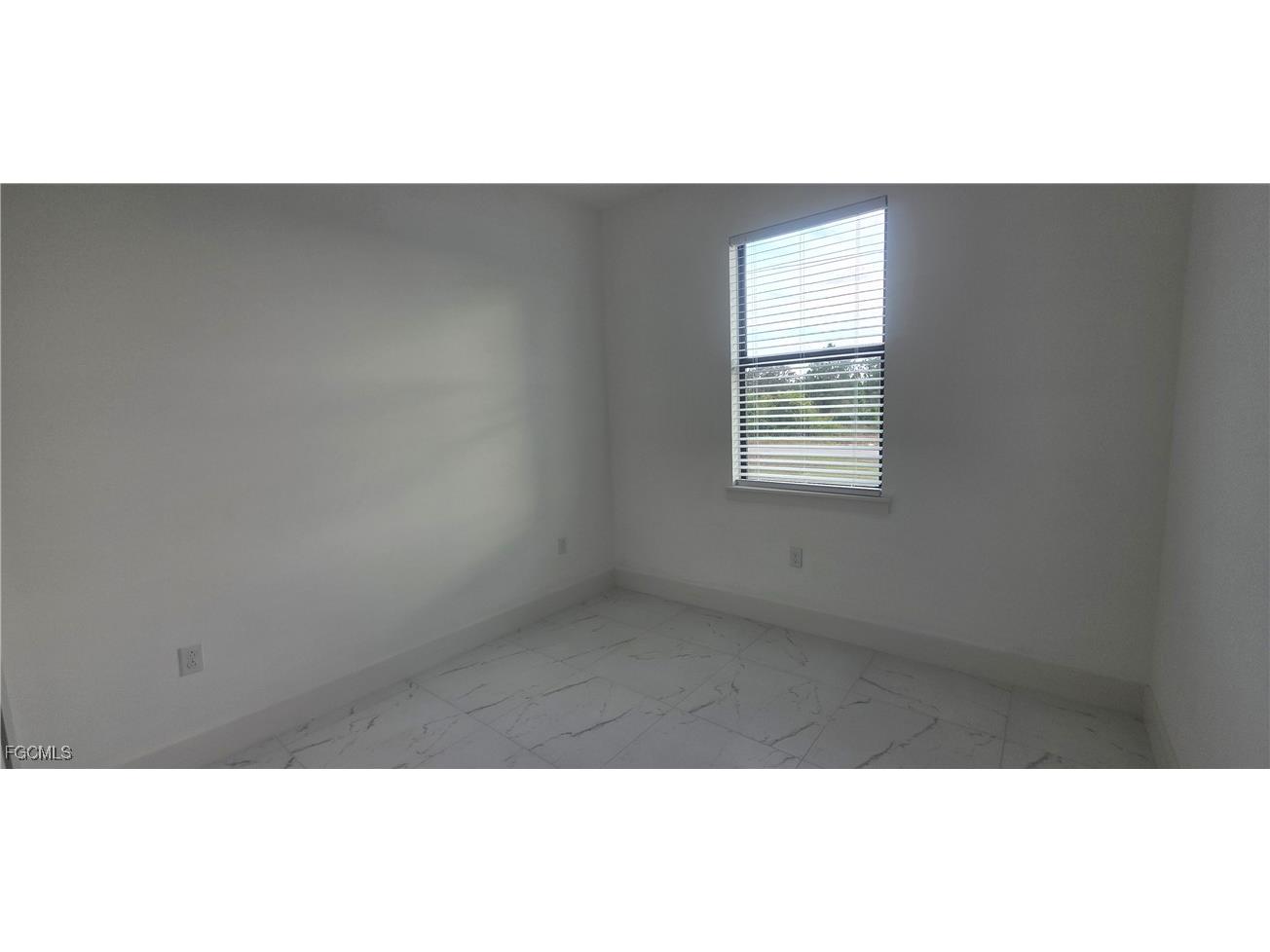 927 Chenault Street Lehigh Acres FL 33974 2025023828 image9