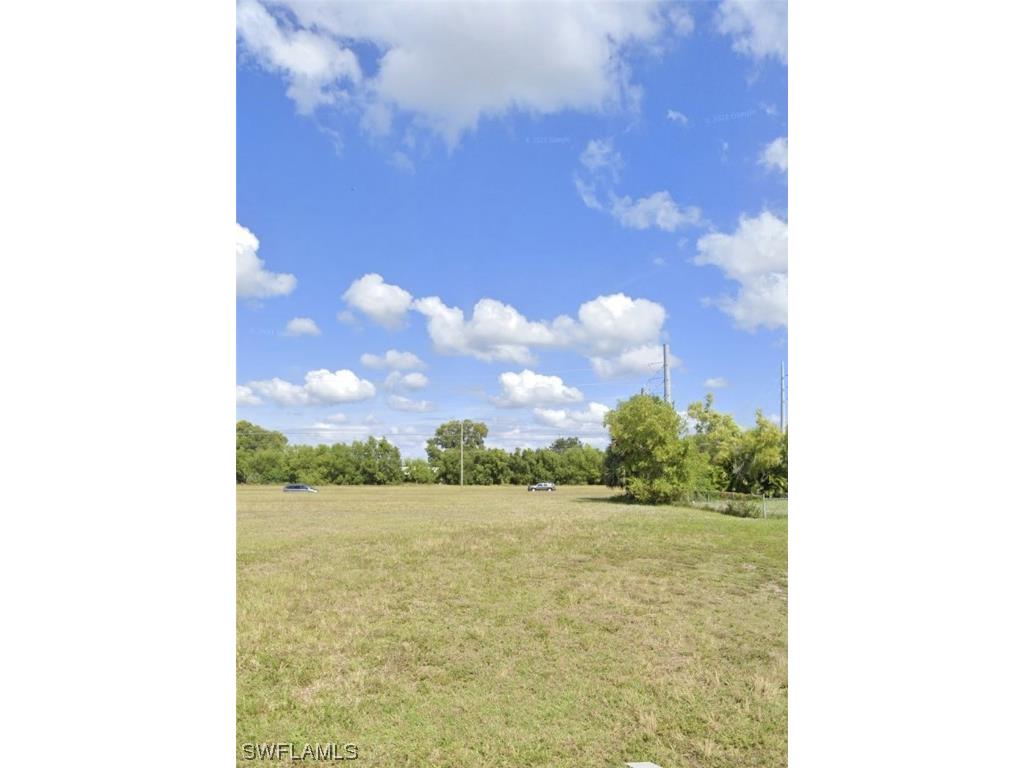 927 NE 23rd Terrace Cape Coral FL 33909 223011547 image1