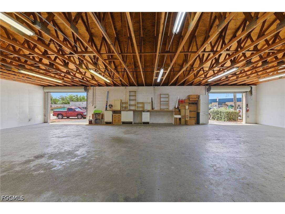 927 SE 13th Avenue Cape Coral FL 33990 2026018527 image2