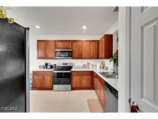 927 SE 5th Court Cape Coral FL 33990 2025017131 image13