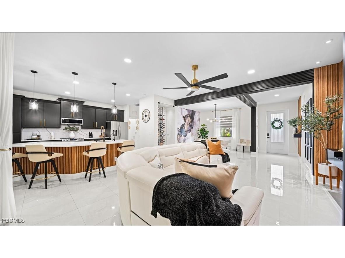 927 SW 25th Street Cape Coral FL 33914 2026002546 image10