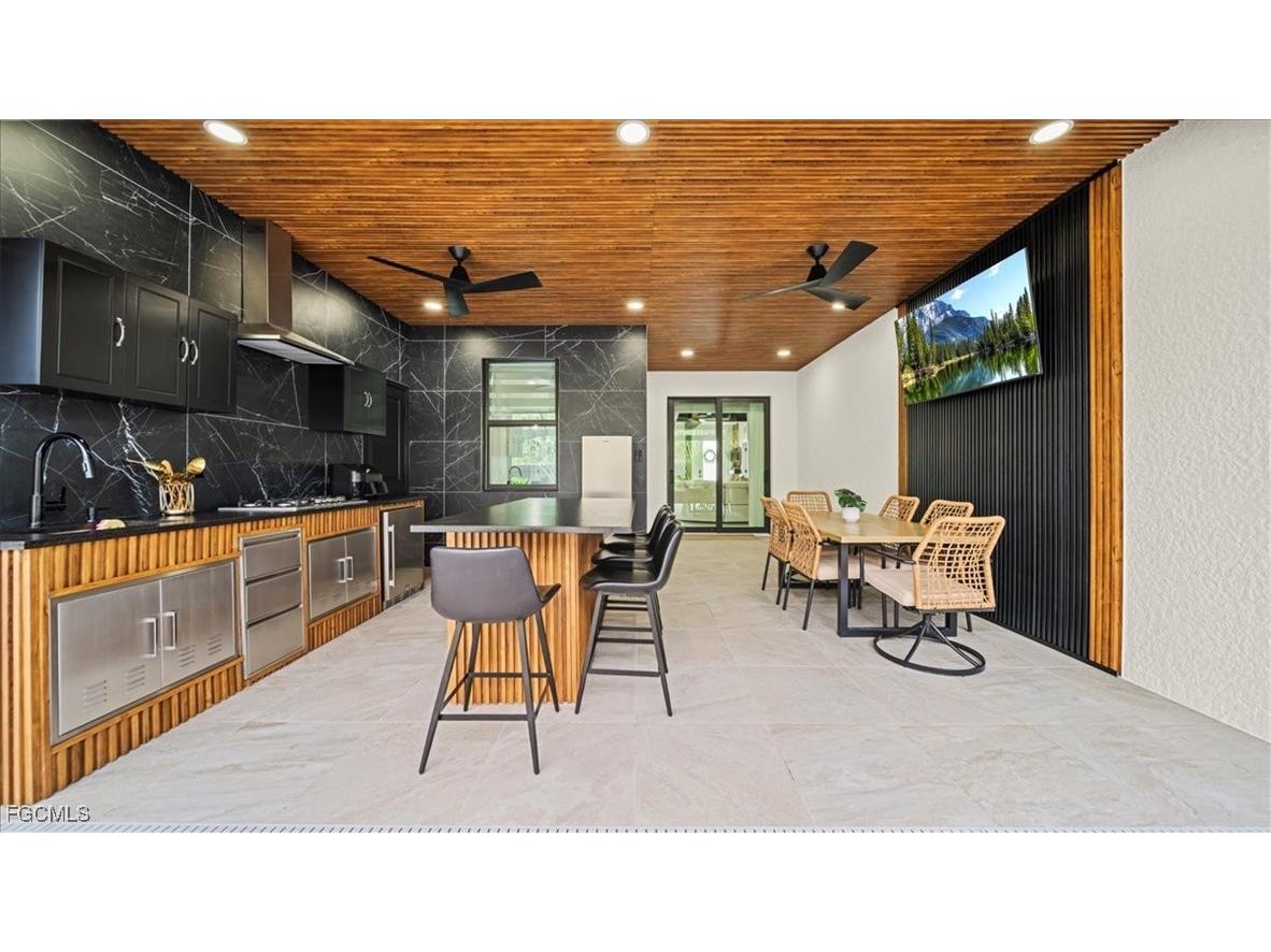 927 SW 25th Street Cape Coral FL 33914 2026002546 image16