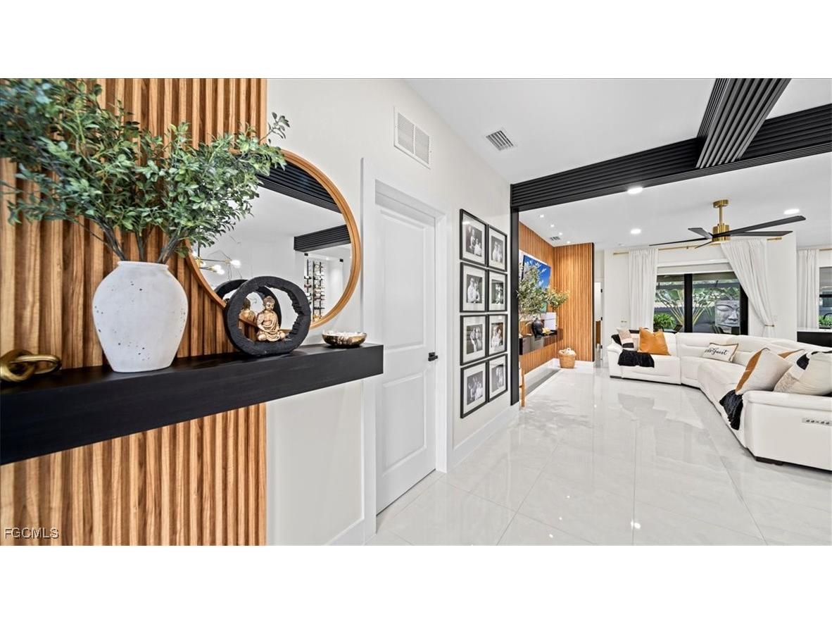 927 SW 25th Street Cape Coral FL 33914 2026002546 image4