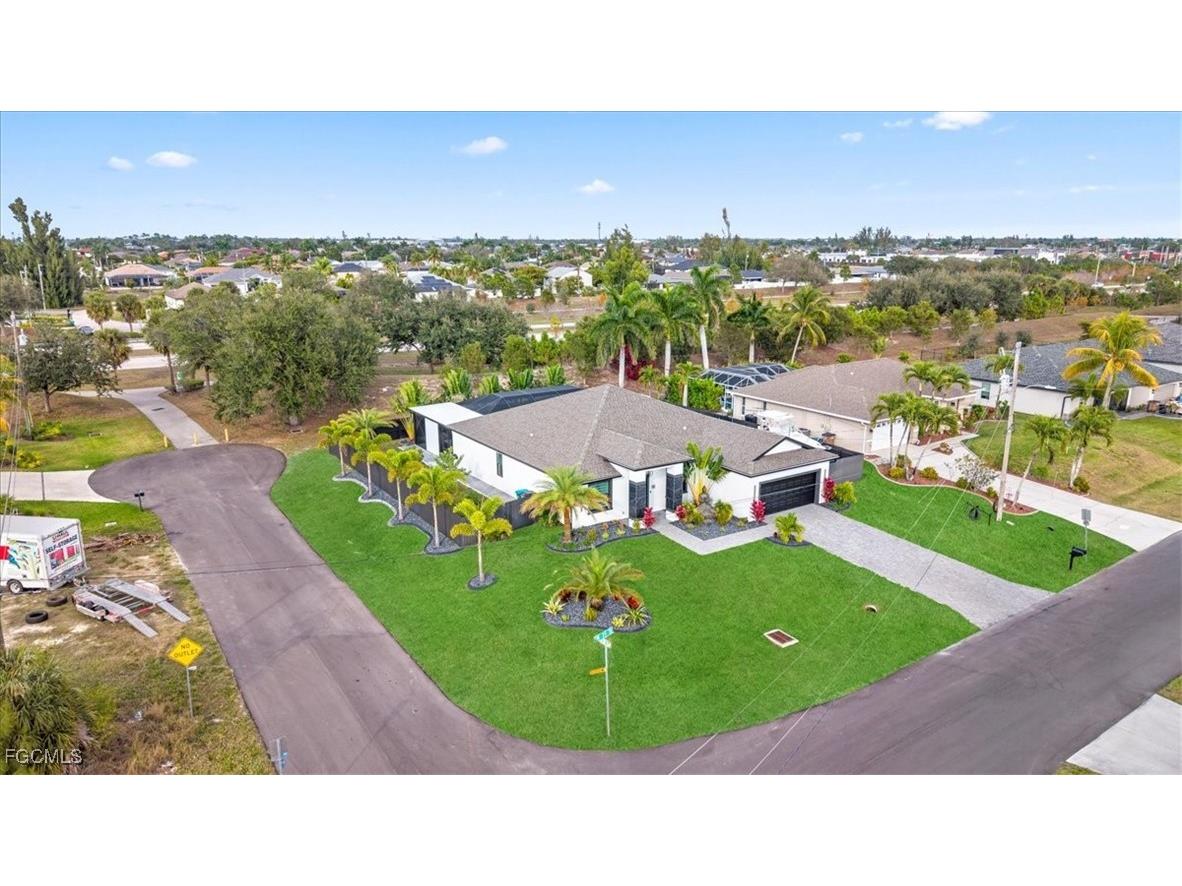 927 SW 25th Street Cape Coral FL 33914 2026002546 image46