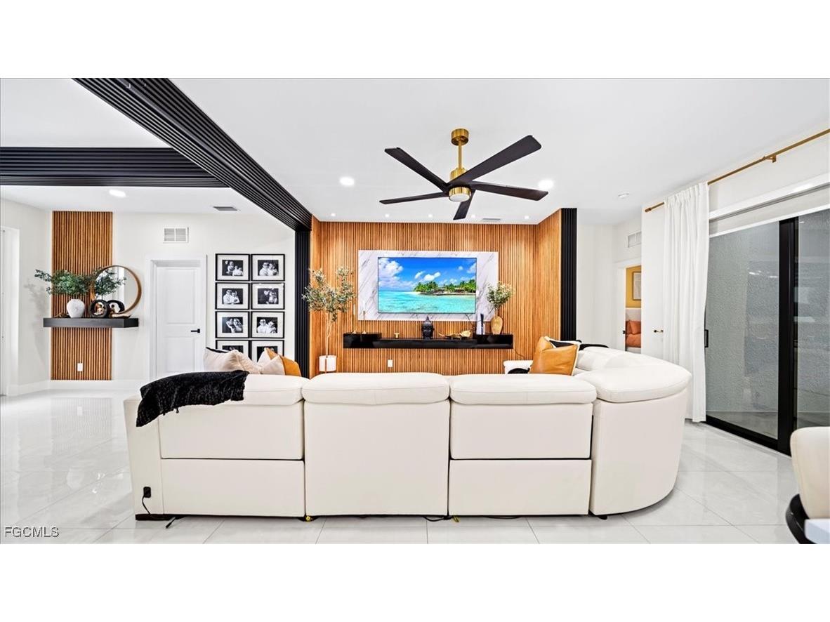 927 SW 25th Street Cape Coral FL 33914 2026002546 image9