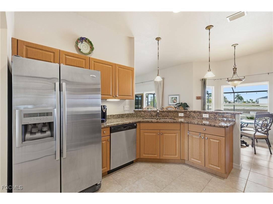 927 SW 28th Terrace Cape Coral FL 33914 2026004404 image15