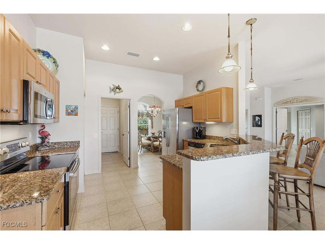 927 SW 28th Terrace Cape Coral FL 33914 2026004404 image17